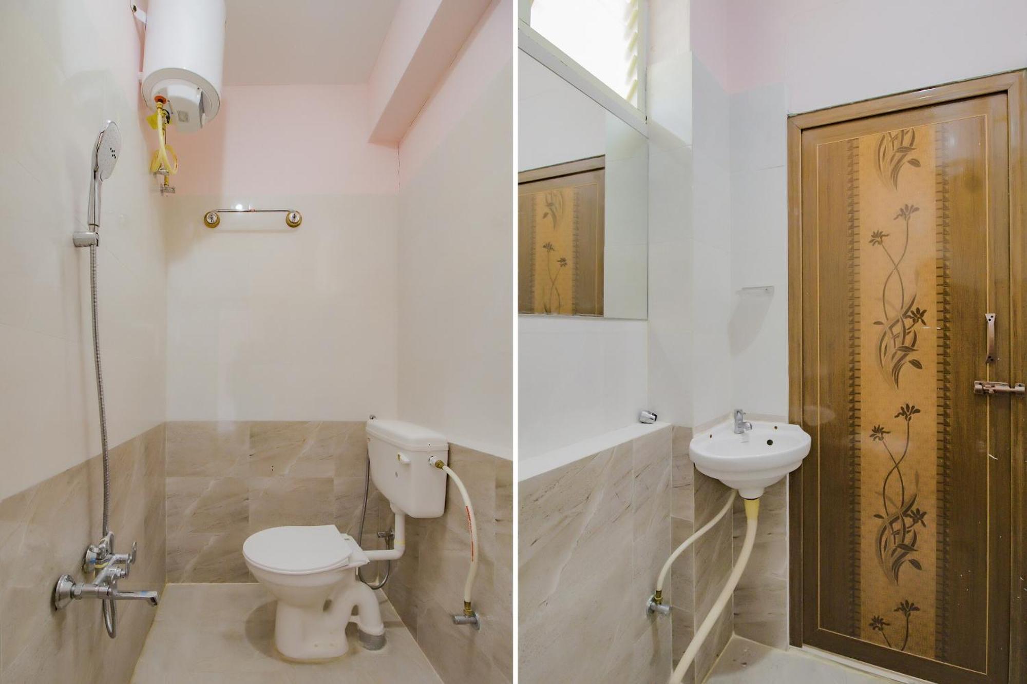 Oyo 79181 Sri Dhanalakshmi Boarding & Lodging บังกาลอร์ ภายนอก รูปภาพ